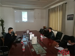 会议上技术交流 会议上技术交流