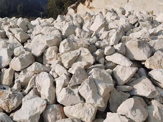 111011_898267_jswz.jpeg 白云石在工业领域的应用极为广泛.jpeg