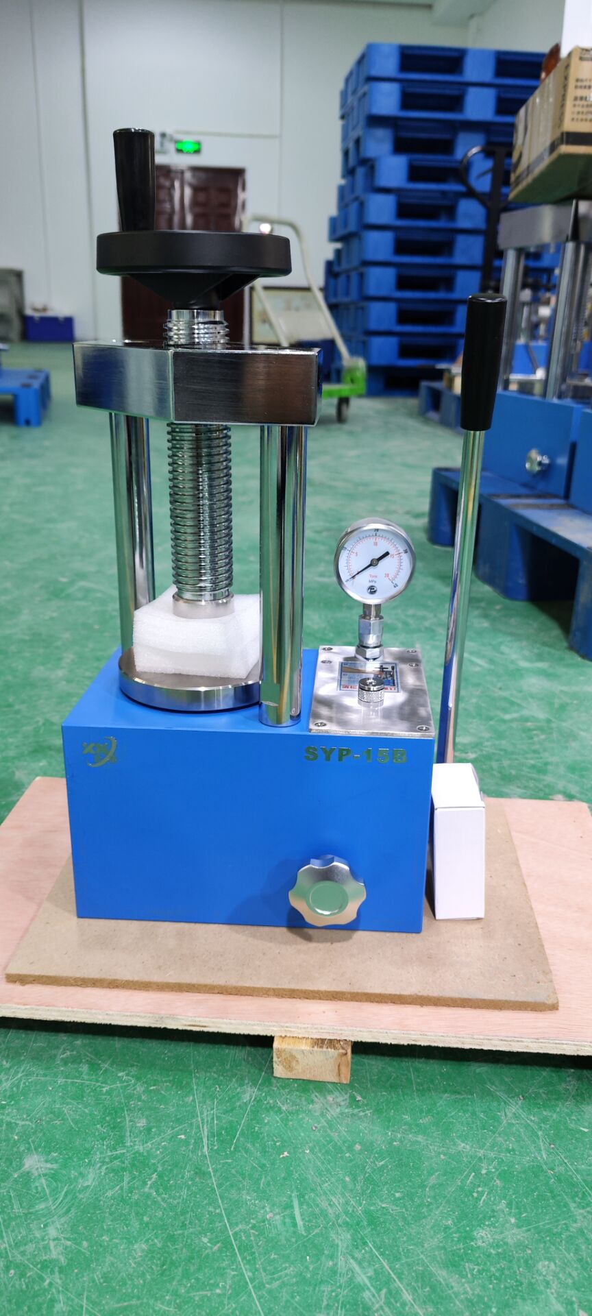 155416_564846_procont.jpg 15B-4.jpg