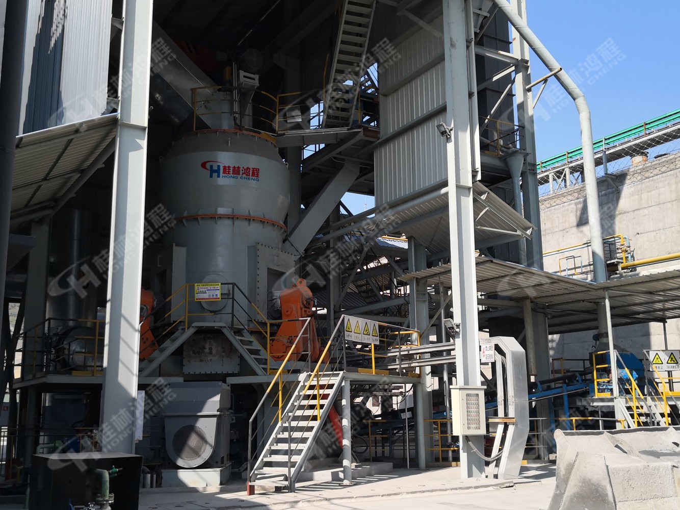 铁矿石磨成200目需要什么设备 铁矿石磨成200目需要什么设备,铁矿石磨机,HLM立式磨,铁矿石立磨