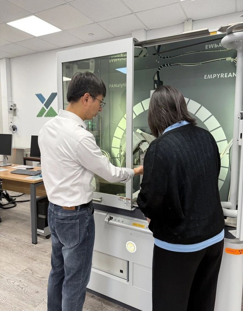 082933_249231_gsdt.jpg 082933_249231_gsdt.jpg