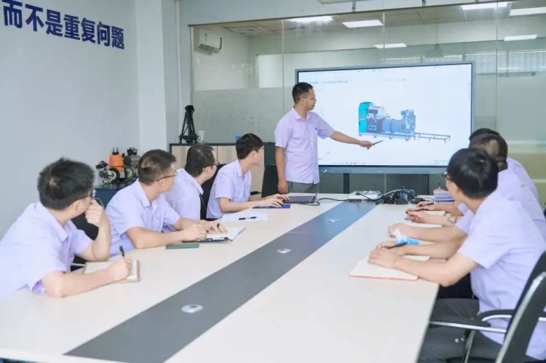 161829_825730_jswz.jpg 640.jpg