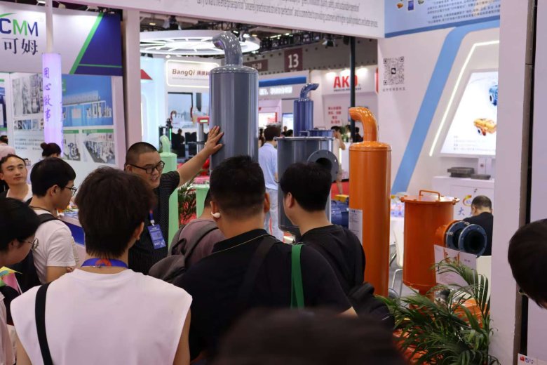 103558_880825_gsdt.jpg 103558_880825_gsdt.jpg