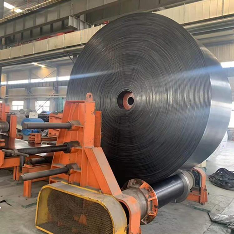 尼龙橡胶输送带 矿用传送带 耐磨工业砂石料输送皮带