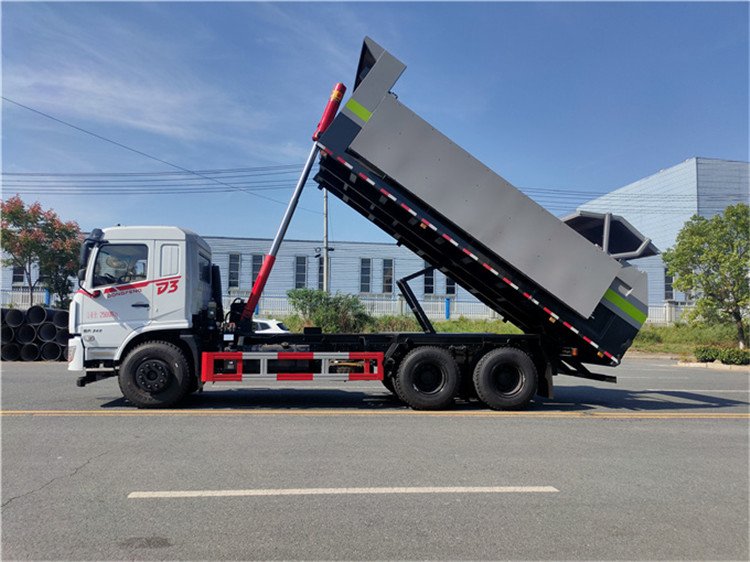 东风华神6米18方粪便自卸车 腐烂粪污沼渣运输车 卸料快捷干净