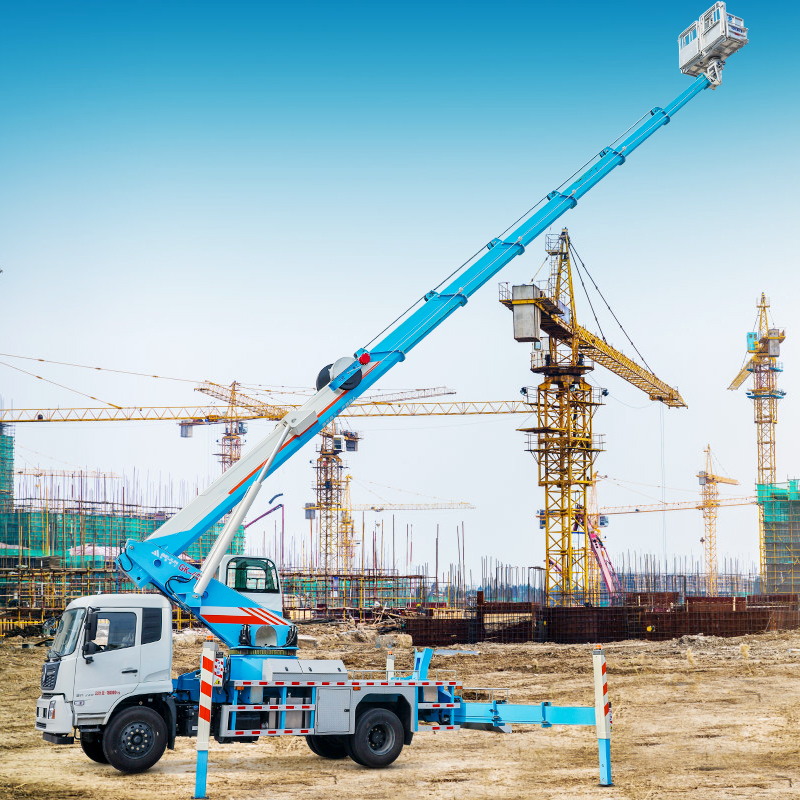 黄牌直臂高空车 郊外工程登高车 全液压升降平台车