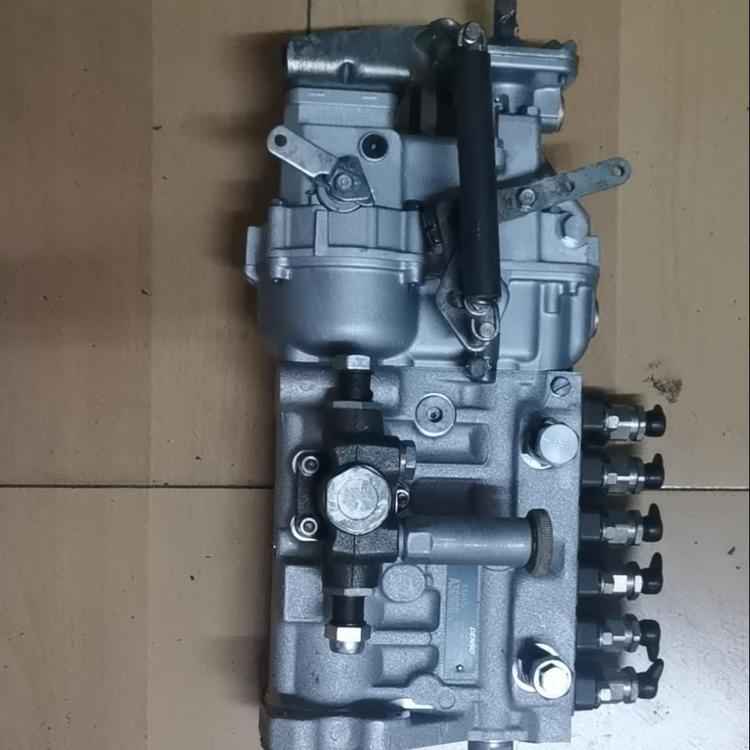 嵩阳挖掘机 PC300-6 柴油喷射泵 6222-73-1111 092000-1173 喷油泵