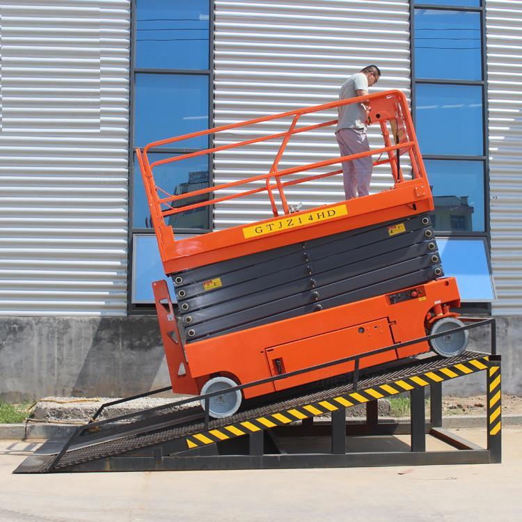 裕隆盛 抢修外墙高空车 全自行升降平台 可用高楼外部装修