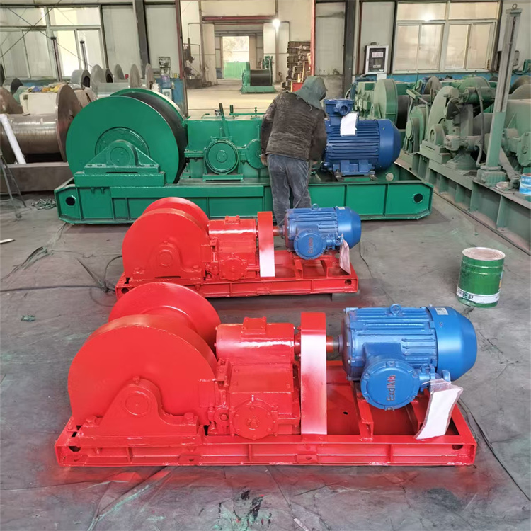 双速回柱绞车 巷道输送提升设备 辅助牵引工作