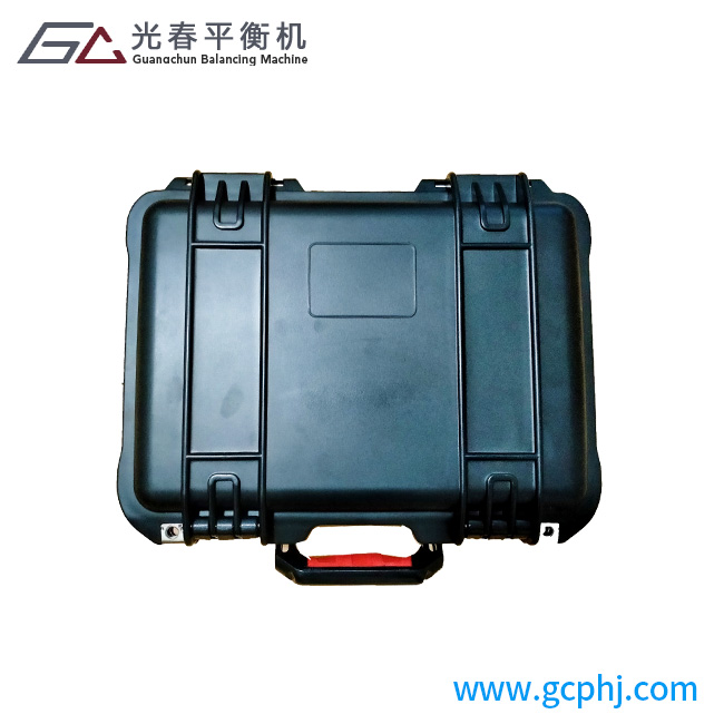 现场大型动平衡测量仪，便携式平衡仪适用于风机现场