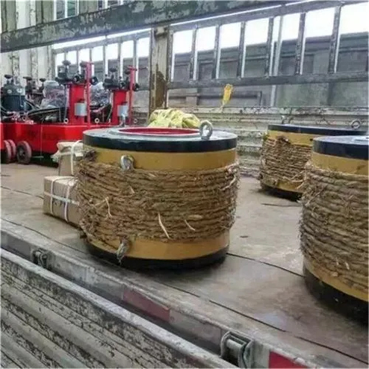 保定前卡式千斤顶-27吨千斤顶桥梁张拉机山东临沂