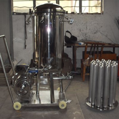 万联 夹套保温钛棒过滤器 制药化工过滤机 油水分离装置 固液分离设备