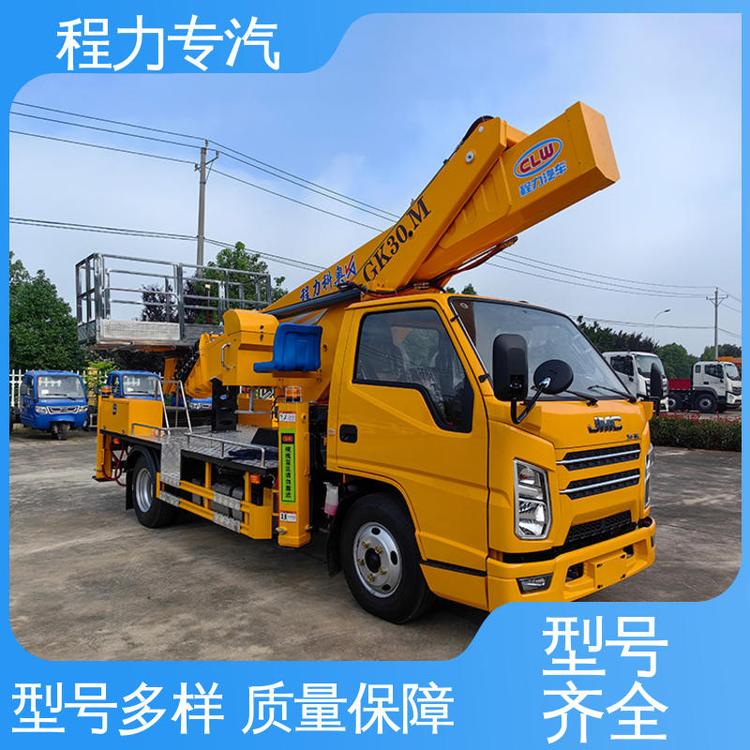 发光字门头安装 C证可驾驶操作方便 18米 升降平台车 重汽豪沃