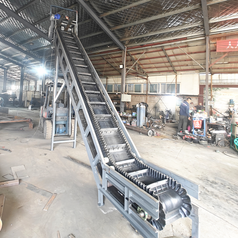 卸货带式运输机 散料打包装车皮带输送机 液压运输废料垃圾上料机