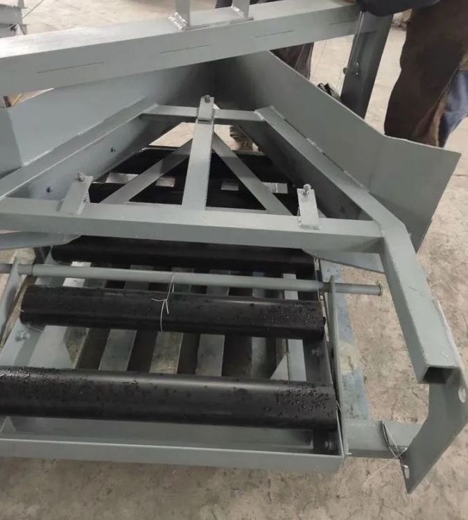 左右侧电液动犁式卸料器 容易上手 节省空间